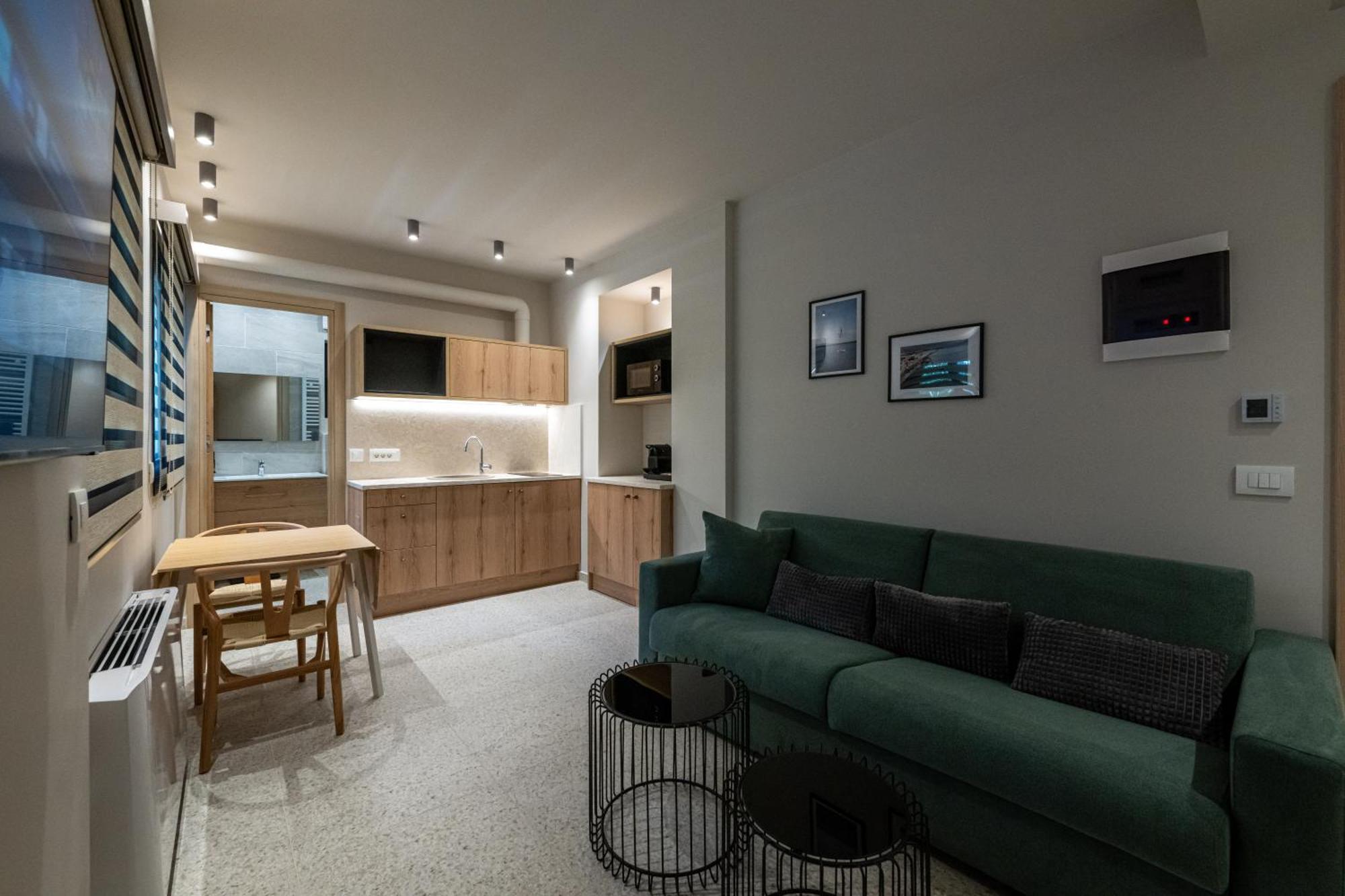 Asklipiou Cube - Kalamata Mediterranean Suites Εξωτερικό φωτογραφία